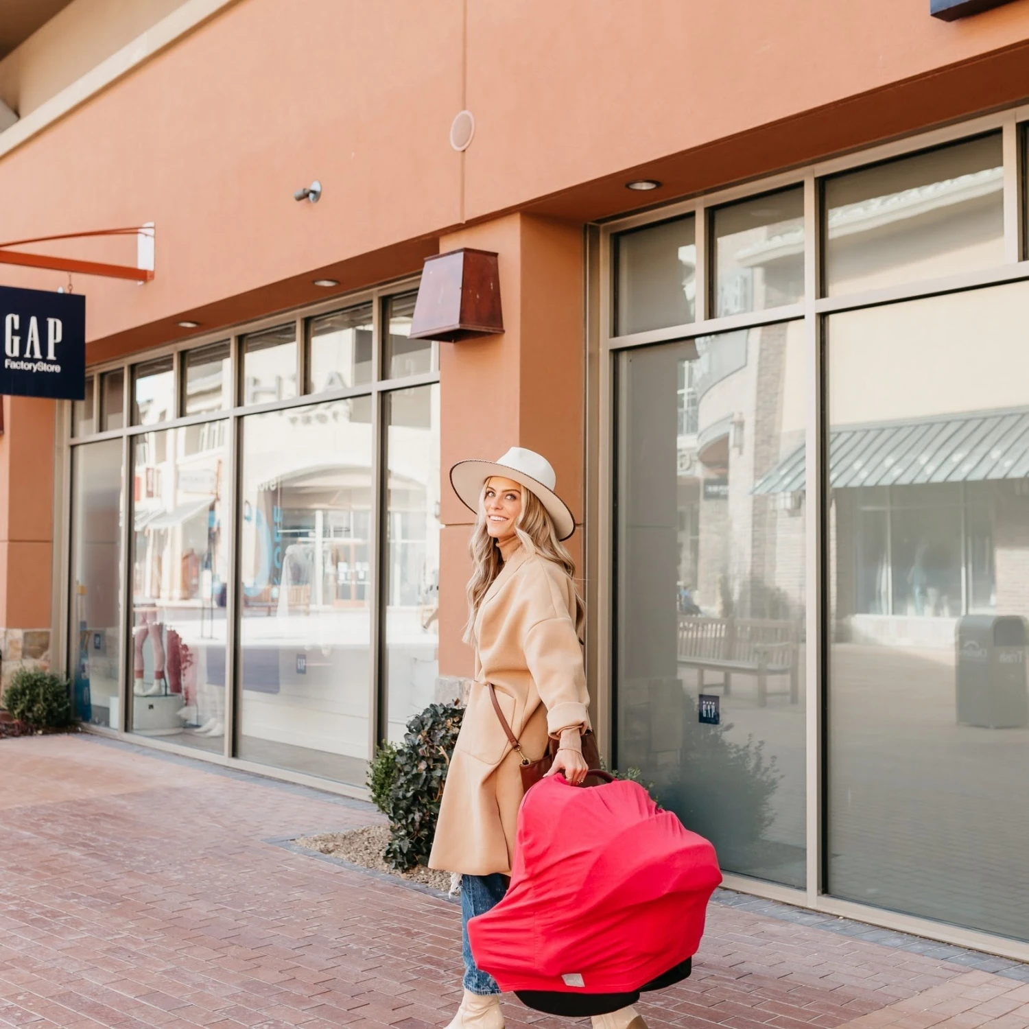 Copper Pearl Multi-Use Cover | Mara 5 Copper Pearl Multi-Use Cover | Mara - Image 3