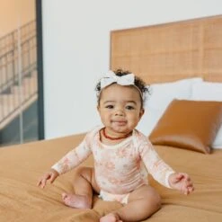 The Baby's Crib -The Baby's Crib CPA1S23ACWEB 216