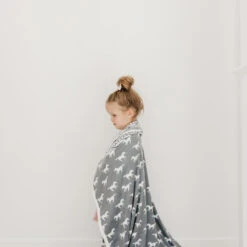 Copper Pearl Three-Layer Quilt | Colt 10 Copper Pearl Three-Layer Quilt | Colt -The Baby's Crib CPACM21WEB 37