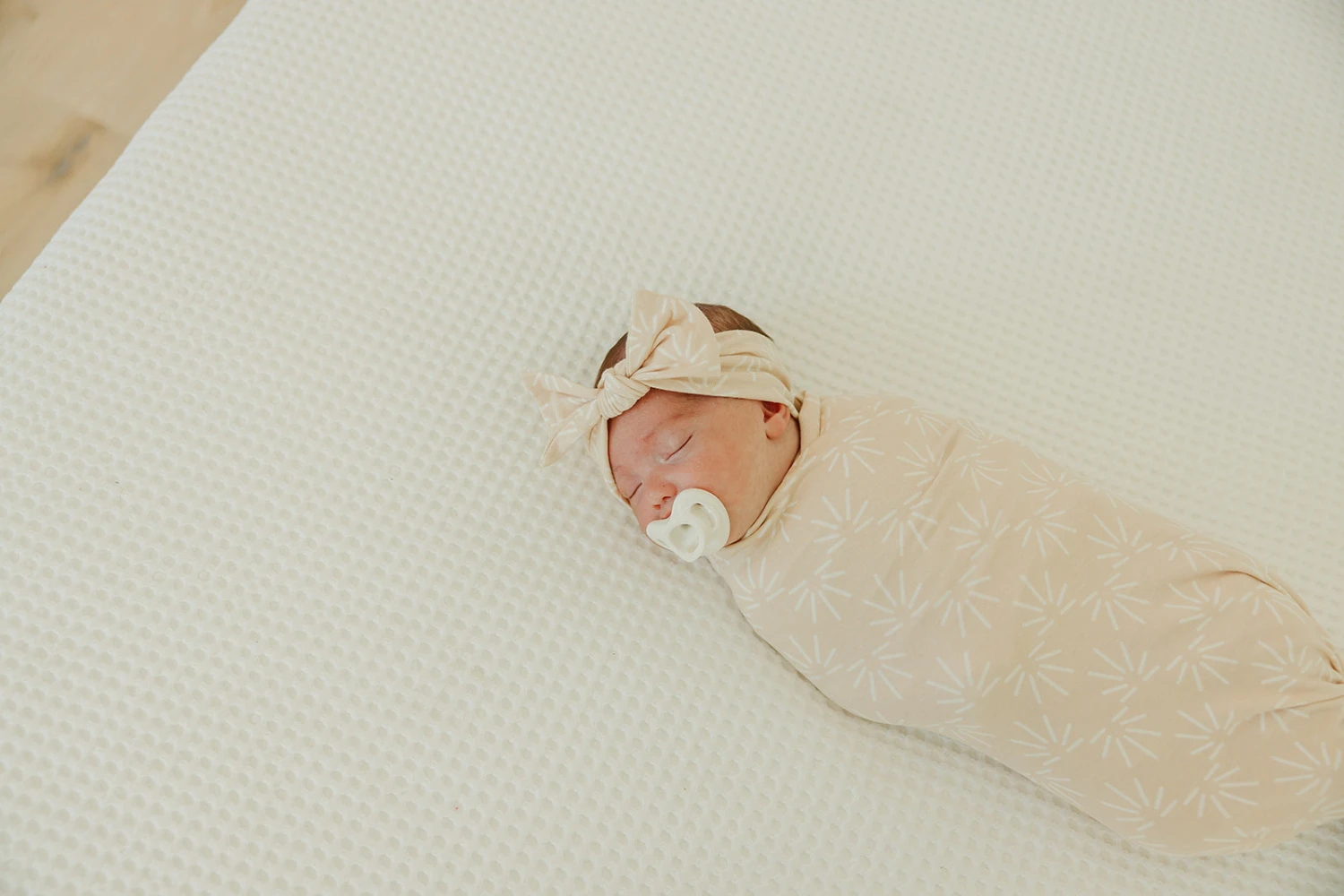 Copper Pearl Knit Swaddle Blanket | Sol 7 Copper Pearl Knit Swaddle Blanket | Sol - Image 5