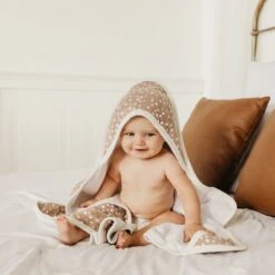 Copper Pearl Premium Knit Hooded Towel | Fawn -The Baby's Crib CPCC21MNLSACWEB 546