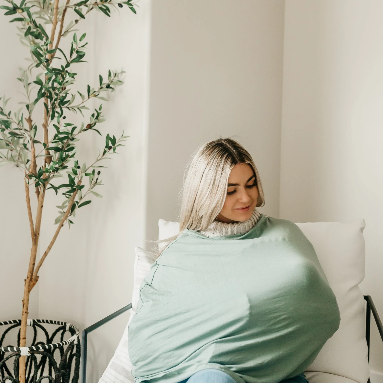 Copper Pearl Multi-Use Cover | Briar 4 Copper Pearl Multi-Use Cover | Briar - Image 2