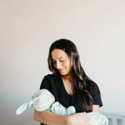 Copper Pearl Top Knot Hat | Cusco -The Baby's Crib CPG21ACWEB 134 5b1368c8 3f69 4d6e 988b 6cbd7f1870bd