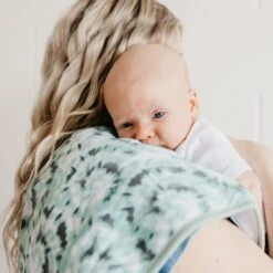 Copper Pearl Premium Burp Cloths | Maui 23 Copper Pearl Premium Burp Cloths | Maui -The Baby's Crib CPLLS321ACWEB 400