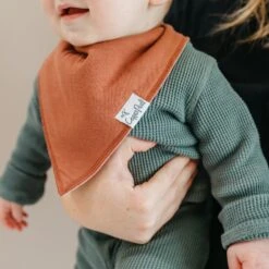Copper Pearl Baby Bandana Bibs | Dune 18 Copper Pearl Baby Bandana Bibs | Dune -The Baby's Crib CPLLSJULYS21ACWEB 95
