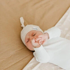 Copper Pearl Top Knot Hat | Sandy -The Baby's Crib CPMay 1 AC23web 28 2