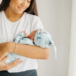 Copper Pearl Top Knot Hat | Leo -The Baby's Crib CPSAUSB2AH22ACWEB 23copy 79c2aec0 06dc 4135 921f 0859803a40b9