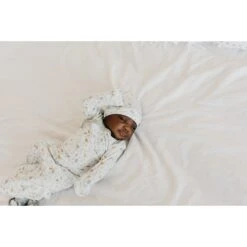 Copper Pearl Top Knot Hat | Arlo 22 Copper Pearl Top Knot Hat | Arlo -The Baby's Crib CPSAUSM21ACWEB 356.jpgcopy