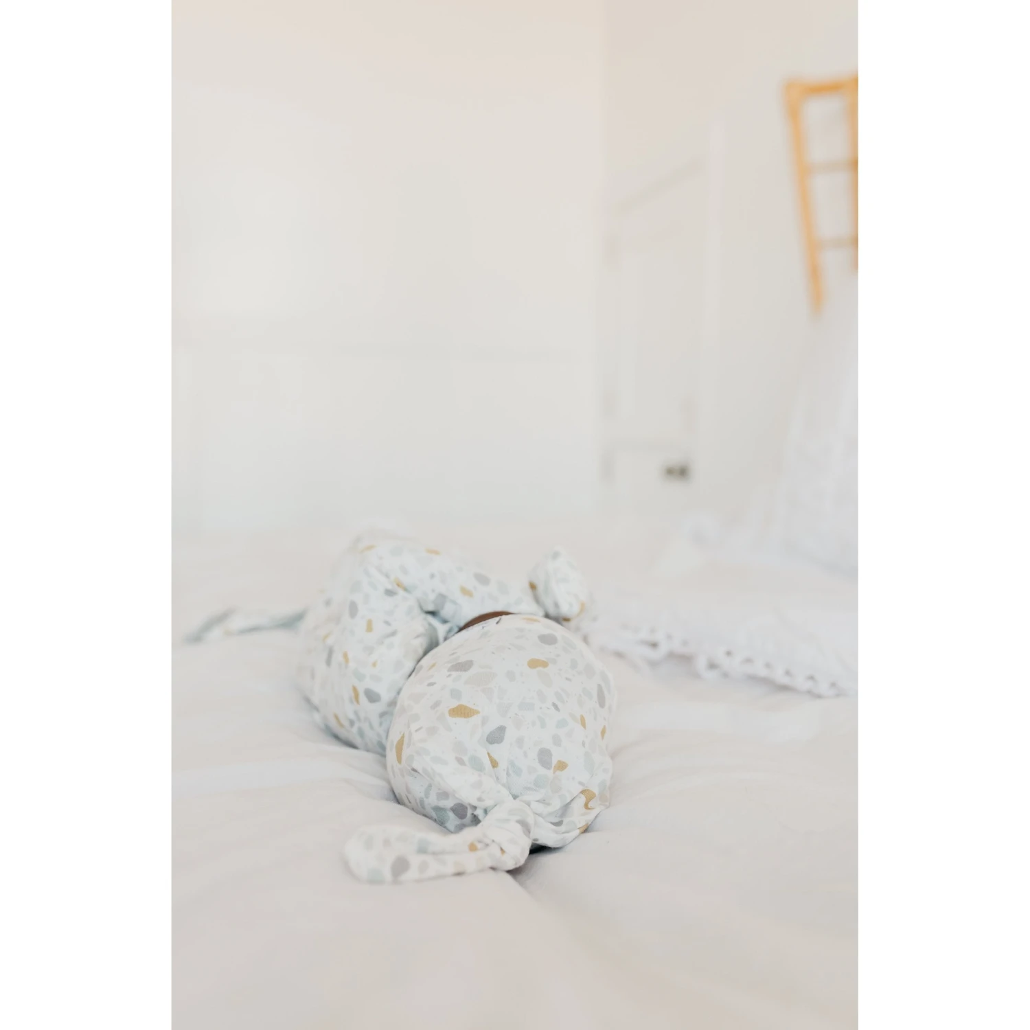 Copper Pearl Top Knot Hat | Arlo 7 Copper Pearl Top Knot Hat | Arlo - Image 5