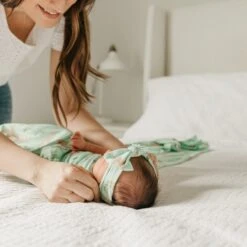 Copper Pearl Knit Headband Bow | Cusco -The Baby's Crib CPSS221ACWEB 279 b0a6122f 05bf 4184 bf06 d26250cf4a88