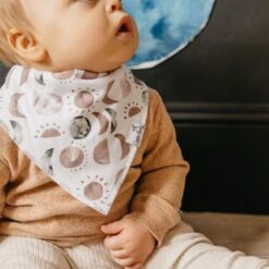 Copper Pearl Baby Bandana Bibs | Neil -The Baby's Crib CopperPearl DecAC22WEB 353