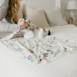 Copper Pearl Knit Swaddle Blanket | Jo 25 Copper Pearl Knit Swaddle Blanket | Jo -The Baby's Crib CopperPearl1120ACWB 390copy