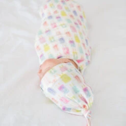 Copper Pearl Top Knot Hat | Summer -The Baby's Crib Copy of Copy of EmmyLowePhotoCPMay18 85 d0c9f0f6 577c 4d1c 94b5 38470d57a644