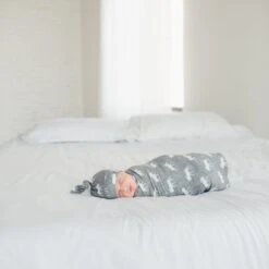 Copper Pearl Top Knot Hat | Scout -The Baby's Crib Copy of Copy of EmmyLowePhotoCopperpearl 262 f642275f b474 444b 8d93 7ec538f03161