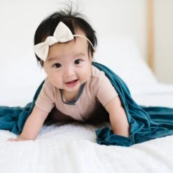 Copper Pearl Knit Swaddle Blanket | Steel 17 Copper Pearl Knit Swaddle Blanket | Steel -The Baby's Crib DSC 6273 6ec6489c 490c 438a b09c 6fd5034ba7eb