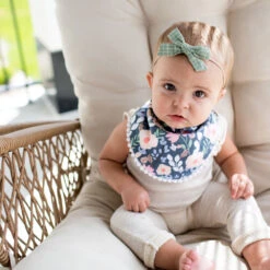 Copper Pearl Fashion Trimmed Bib Set | Audrey -The Baby's Crib audrey fashion bibs6