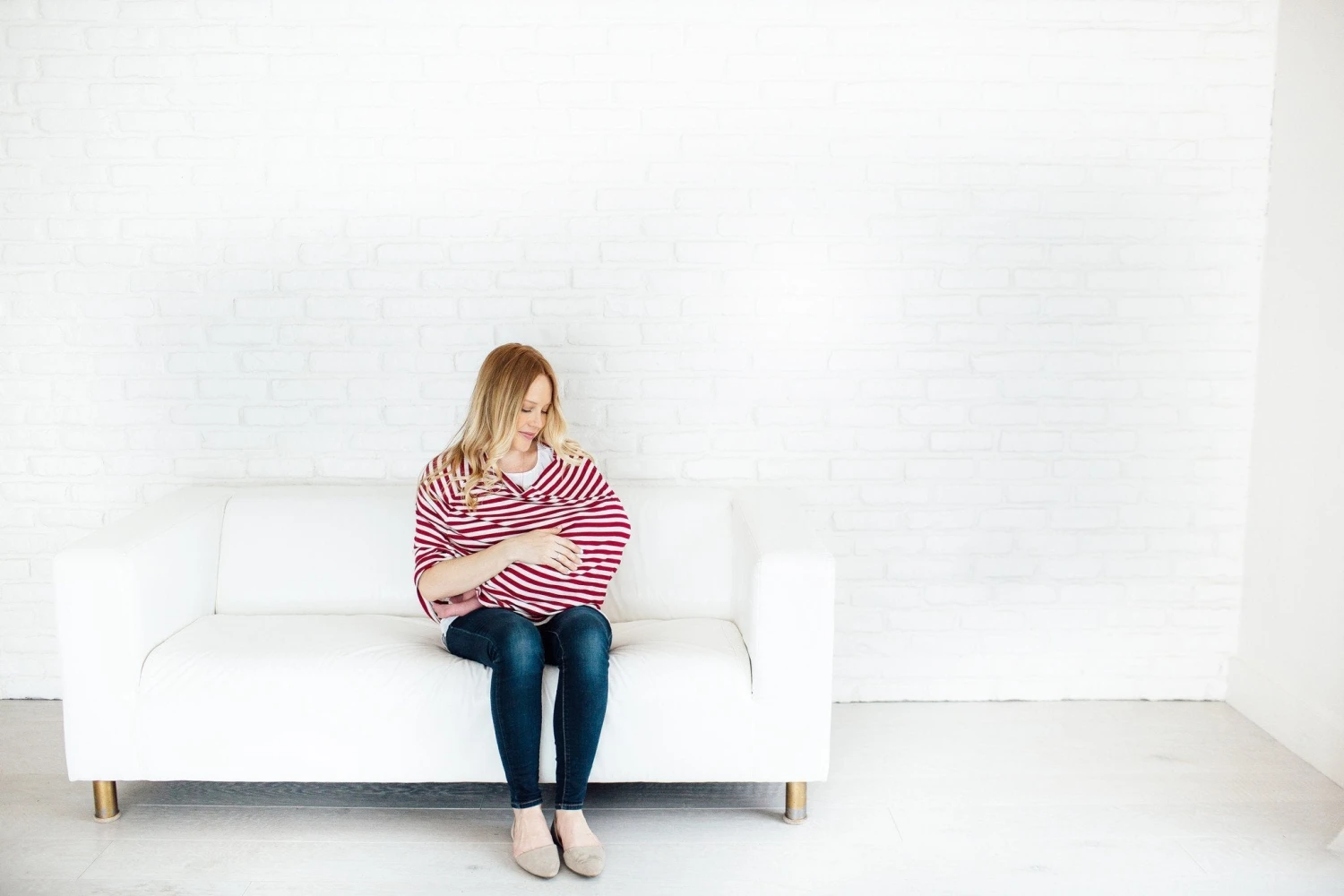 Copper Pearl Multi-Use Cover | Crimson 10 Copper Pearl Multi-Use Cover | Crimson - Image 8