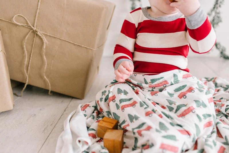 Copper Pearl Knit Swaddle Blanket | Nicholas 4 Copper Pearl Knit Swaddle Blanket | Nicholas - Image 2